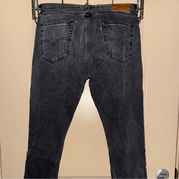 Levi's Men's Dark Gray Skinny Jeans - Picture 2 of 6